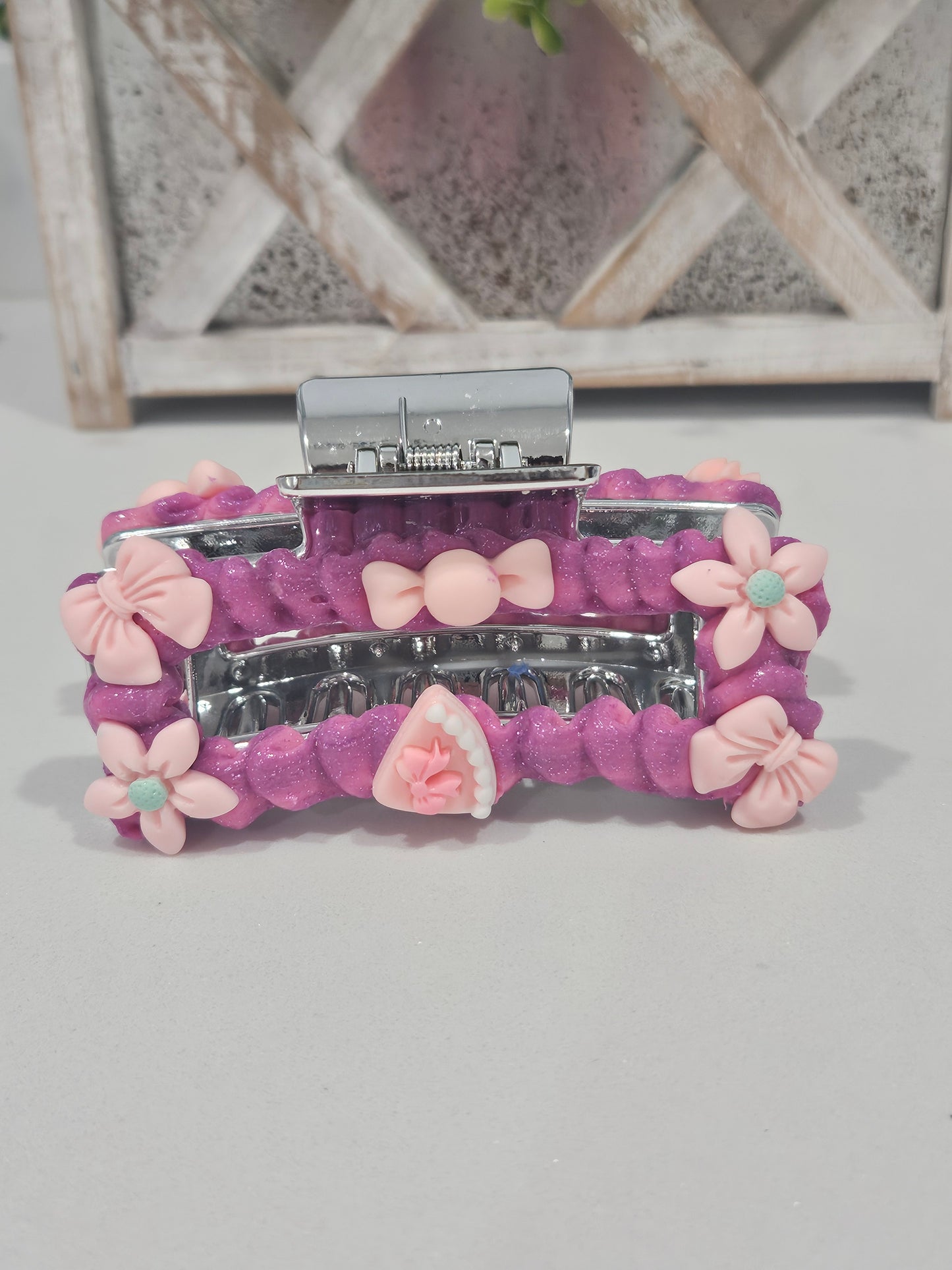 Magenta Dream clip