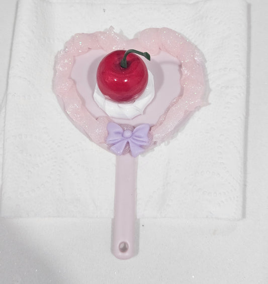 Pink cake mini mirror